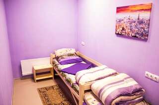 Гостиница Hostel Sleep&Go! Челябинск Односпальная кровать в общем номере для мужчин и женщин-5